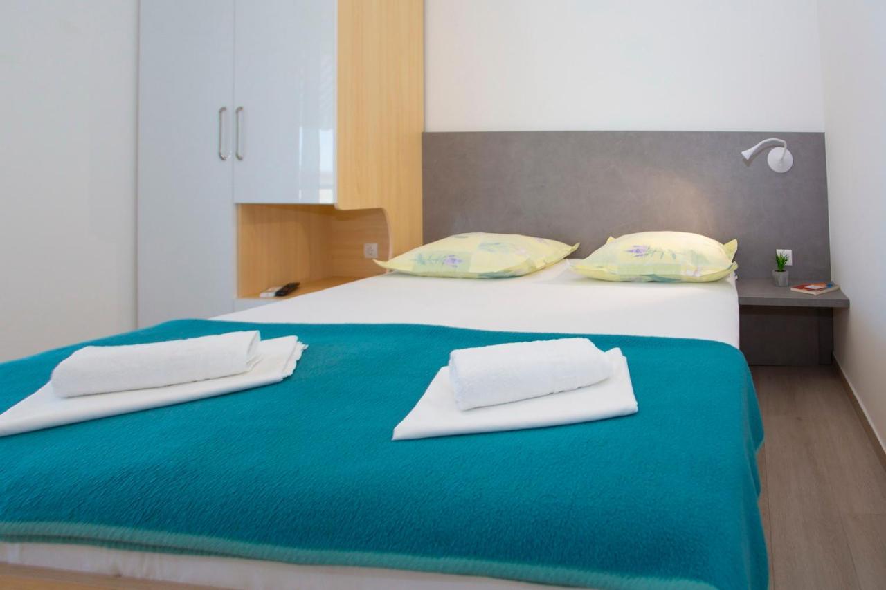 Apartments Loncar Tučepi Kültér fotó