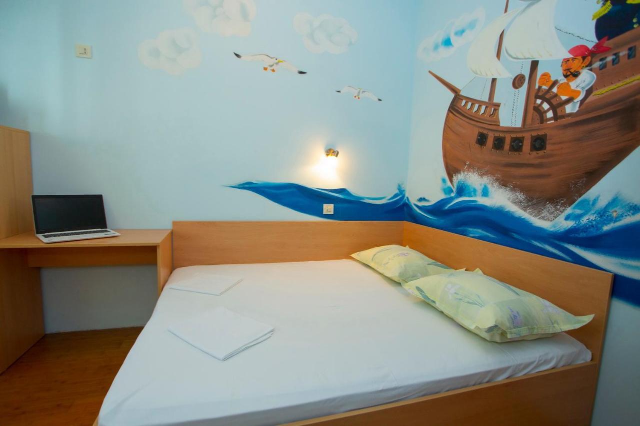 Apartments Loncar Tučepi Kültér fotó