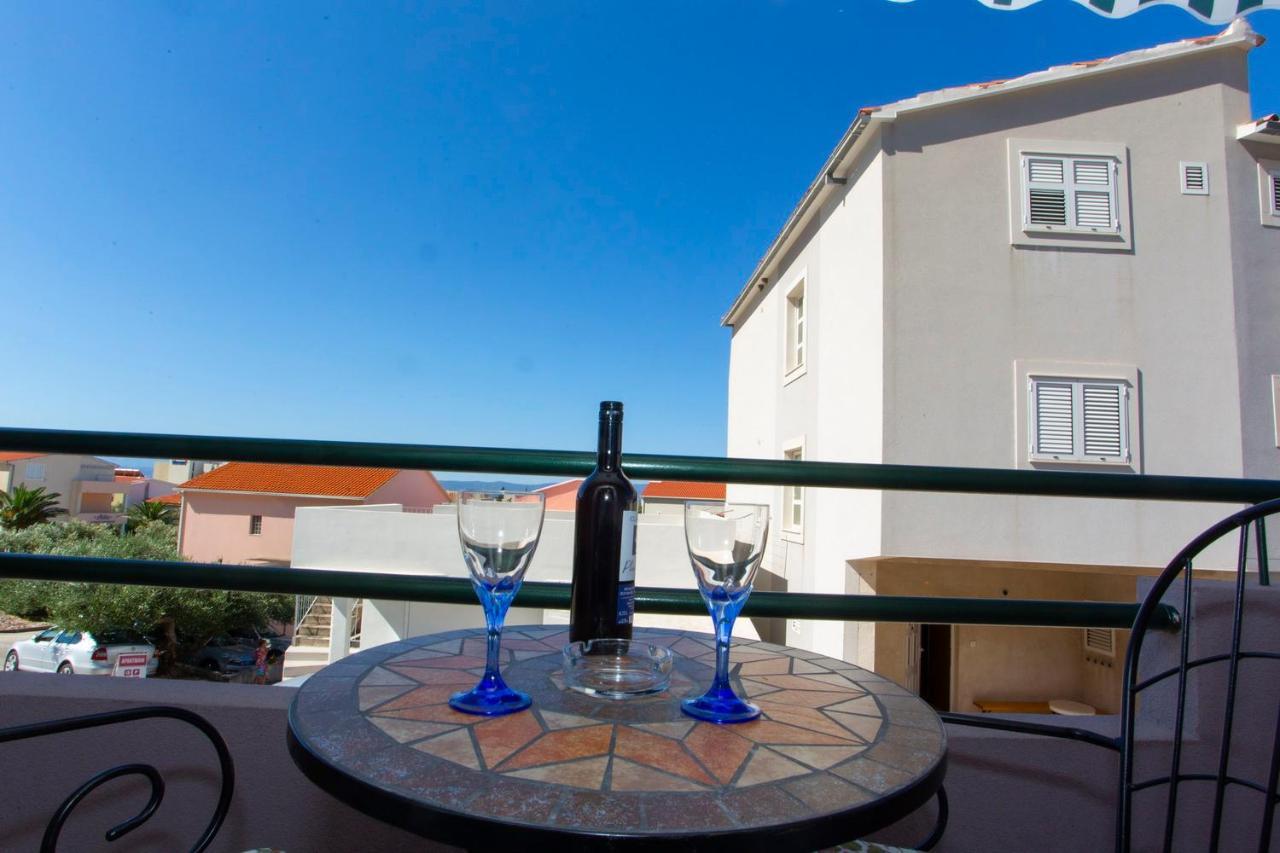 Apartments Loncar Tučepi Kültér fotó
