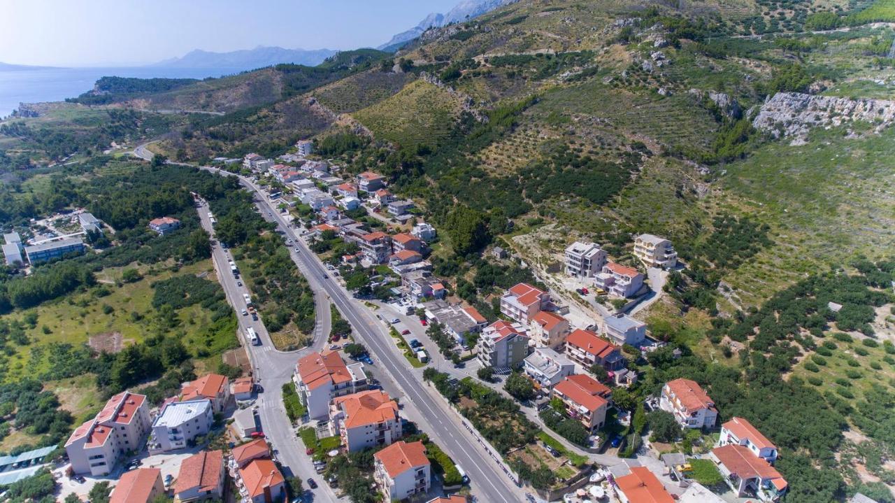 Apartments Loncar Tučepi Kültér fotó